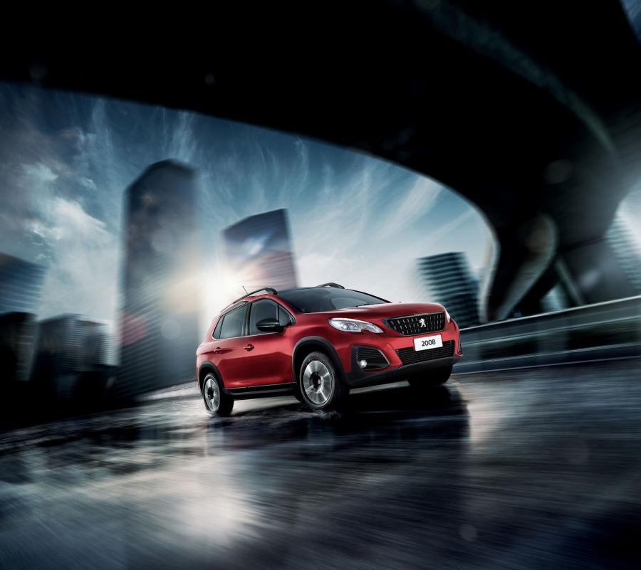  Peugeot 2008 2019 года  (LA) (фото 4 из 14)